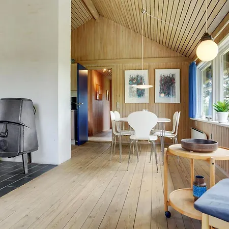 Dom wakacyjny Janne - 400m From The Sea By Interhome